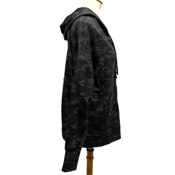 Fabletics NWT Leah Oversized Black Camouflage Full Zip Hoodie Women’s Small - Picture 9 of 13